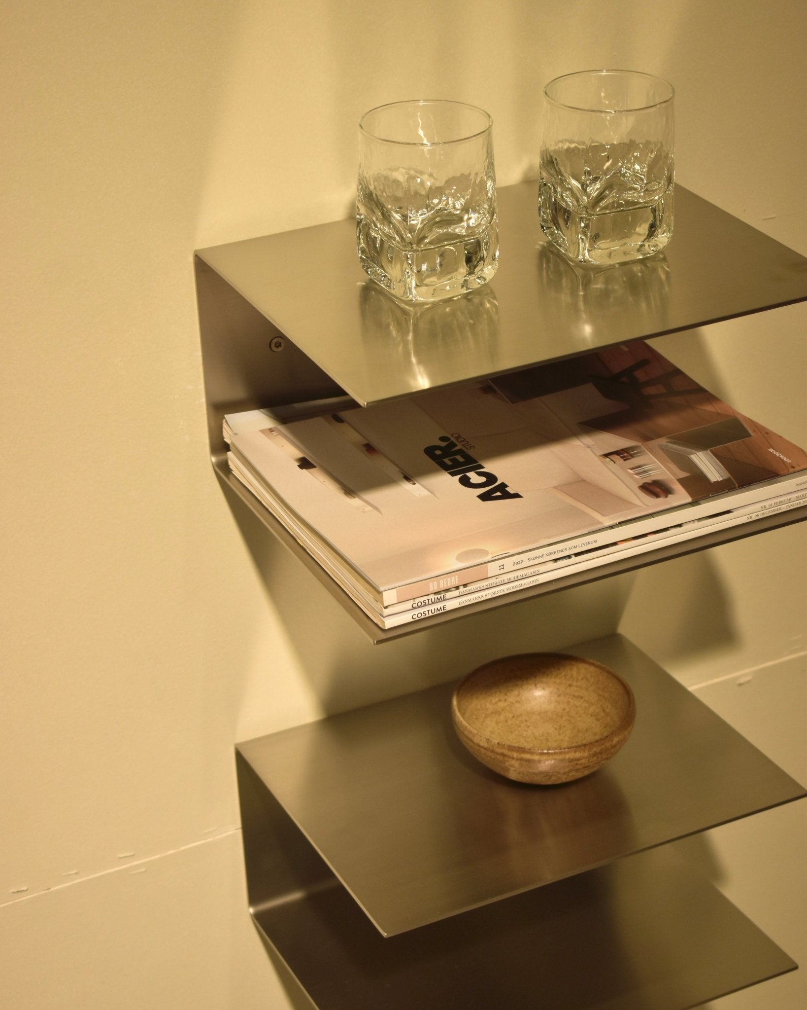 STAHL-NACHTTISCH LUND - Acier Studio